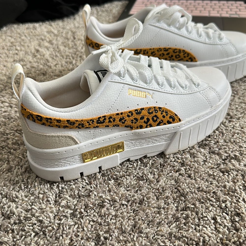 Puma Women Mayze shoes - Cheetah Woman’s size 7, kids size 5.5